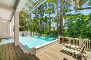 A heated pool - Elegance on Eastern Lake by Stay on 30a (Seagrove Beach)