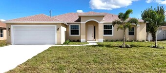 Brand new 4 bedroom houses in Sunny Port St. Lucie Florida☀️