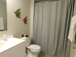 Bathroom - Beachwalk #107 in Fort Myers (Fort Myers)