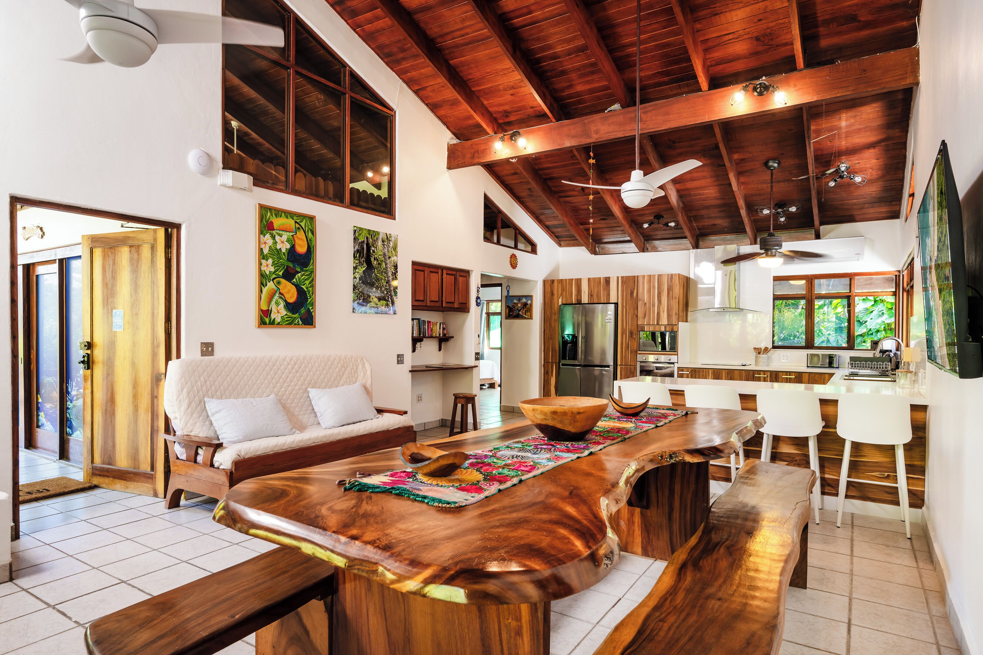 特色公寓, 泳池景观 | 私人厨房