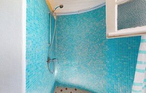 Shower, hair dryer - Nice apartment in Saint-Pierre-Quiberon (Saint-Pierre-Quiberon)