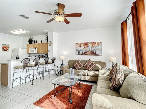 3 Bed Windsor Hills Townhome by Clubhouse & Pool