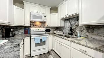 Fridge, microwave, oven