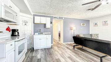 Fridge, microwave, oven