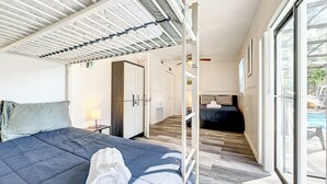 2 soverom og sengetøy