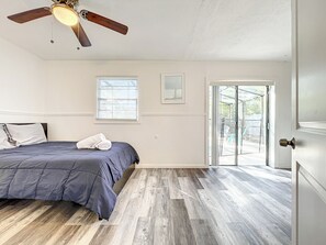 2 bedrooms, bed sheets - 2 Bed Altamonte Springs Apartment Unit #1 (Altamonte Springs)