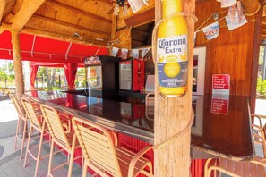 Bar (on property) - Lesa's Solana Resort Vacation Home (Davenport)