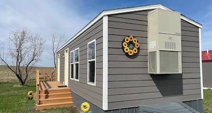 Prairie Tiny Home near TRNP