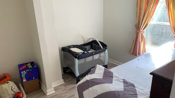 5 bedrooms, iron/ironing board, travel cot, free WiFi