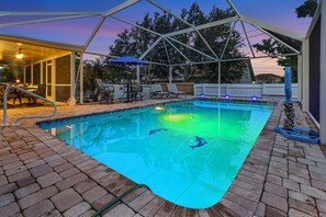 Een verwarmd zwembad