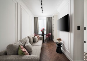 TV - City Centre Deluxe Apartment (Warszawa)
