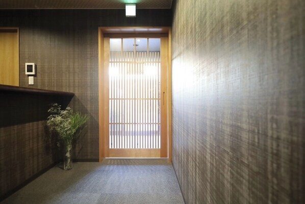 Interior - 2LDK property 7 minutes walk from CTambaguchi Sta / Kyoto Kyōto (Kyoto)