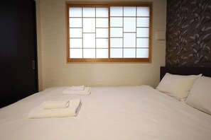 2 bedrooms, free WiFi, bed sheets - 2LDK property 7 minutes walk from B Tanbaguchi Sta / Kyoto Kyōto (Kyoto)