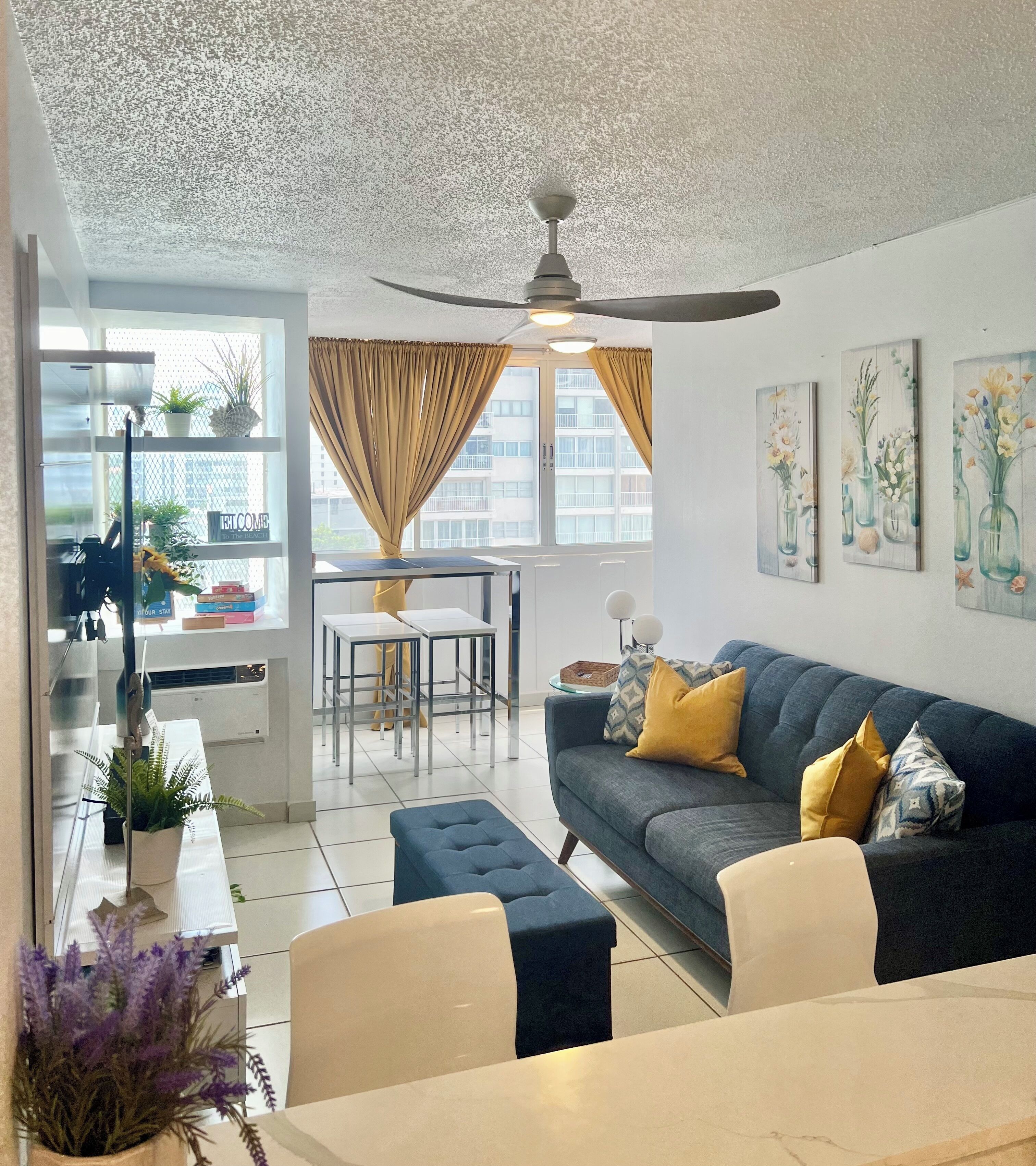 Smart TV, table tennis