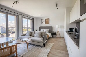 Télévision, chaîne hi-fi