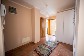 Apartment | 4 bedrooms - Spacious & Modern Apartments- Old Town (Sarajevo)