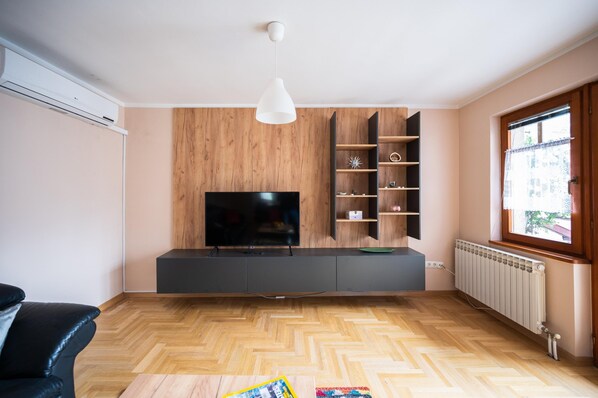 Apartment | Exterior