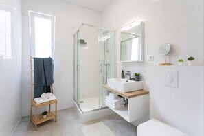Apartment | 1 bedroom - Bright and Modern Apartments in City Center (Zagreb)