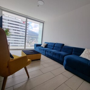 Smart TV - Suite La Martina Quito, 2 Personas en La Carolina ¡A 5 Minutos del Metro! (Quito)
