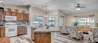 Located in Historic Cottonwood - Newly Renovated