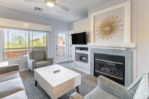 TV, fireplace, ping pong, video library