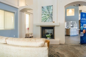 Lobby - Oro Valley | Group Sonoran Retreat | Pool + Hot Tub | 3BR Sleeps 6 (Oro Valley)