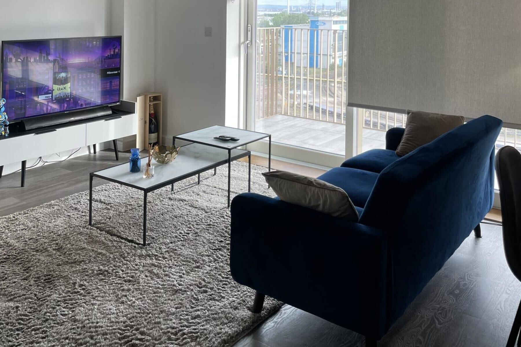 Fernseher, Stereoanlage