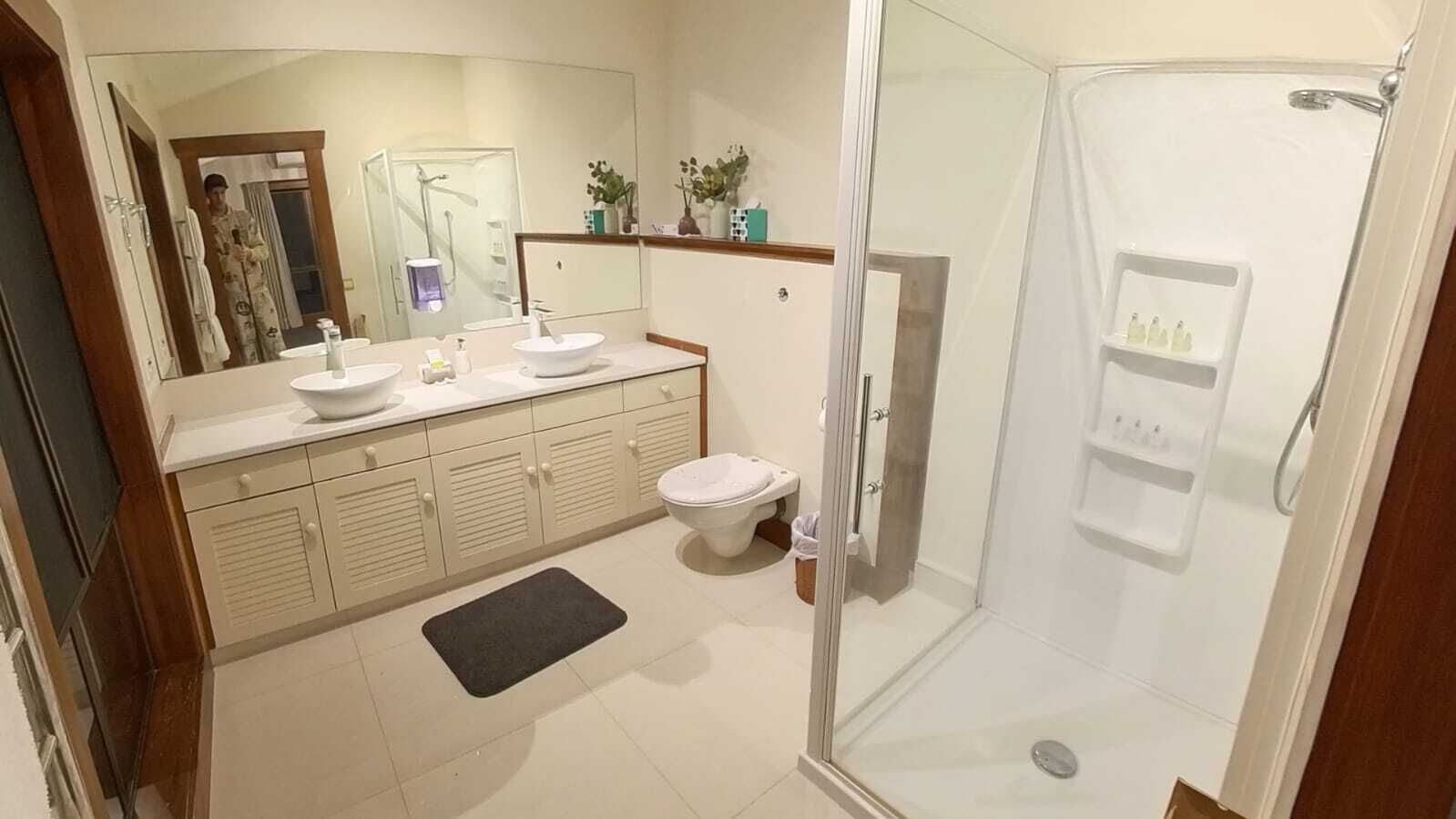 บ้านพักสำหรับครอบครัว, 4 ห้องนอน, วิวสวน | ห้องน้ำ