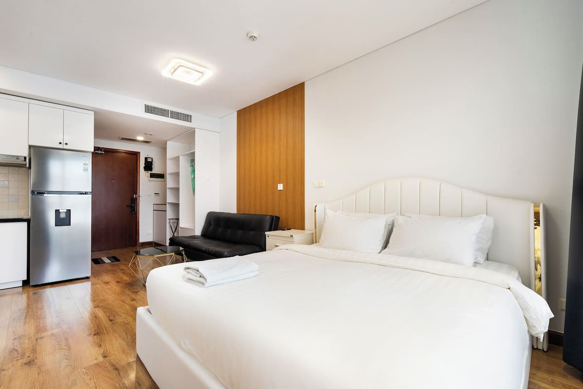 Studio Suite Deluks, 1 Tempat Tidur King | Fasilitas kamar