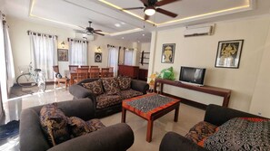 Deluxe Double Room, Non Smoking | Living area - Phasouk Viengmai Villa (Luang Prabang)