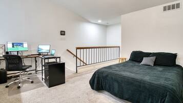 1 bedroom, iron/ironing board, free WiFi, bed sheets