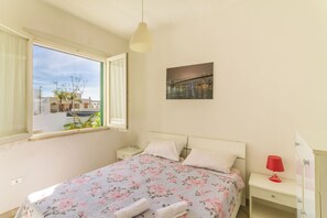 2 habitaciones, wifi gratis y ropa de cama 