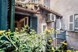 Property grounds - Estate4home - Trevi fountain apartment (Roma)