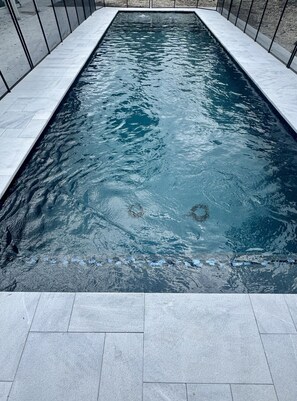 Uppvärmd pool