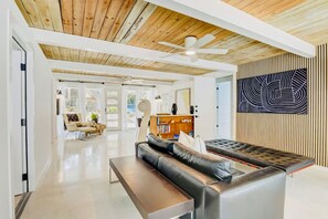 Smart TV, fireplace, printers
