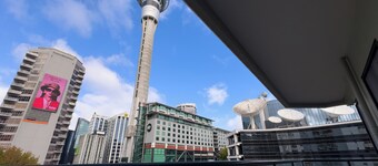 Two bedrooms Condo with Skytower View