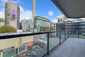 Property grounds - Two bedrooms Condo with Skytower View (Auckland)