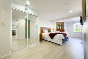 2 chambres, coffre-fort, fer et planche à repasser, Wi-Fi