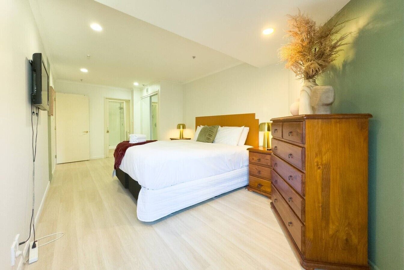 2 dormitorios, tabla de planchar con plancha, wifi y ropa de cama