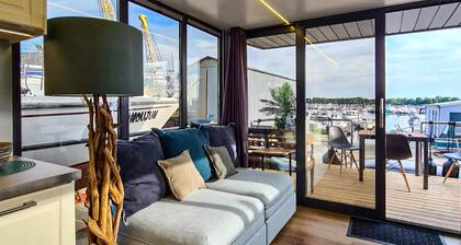 2 bedroom nice ship in Ophoven