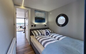 2 bedrooms, free WiFi