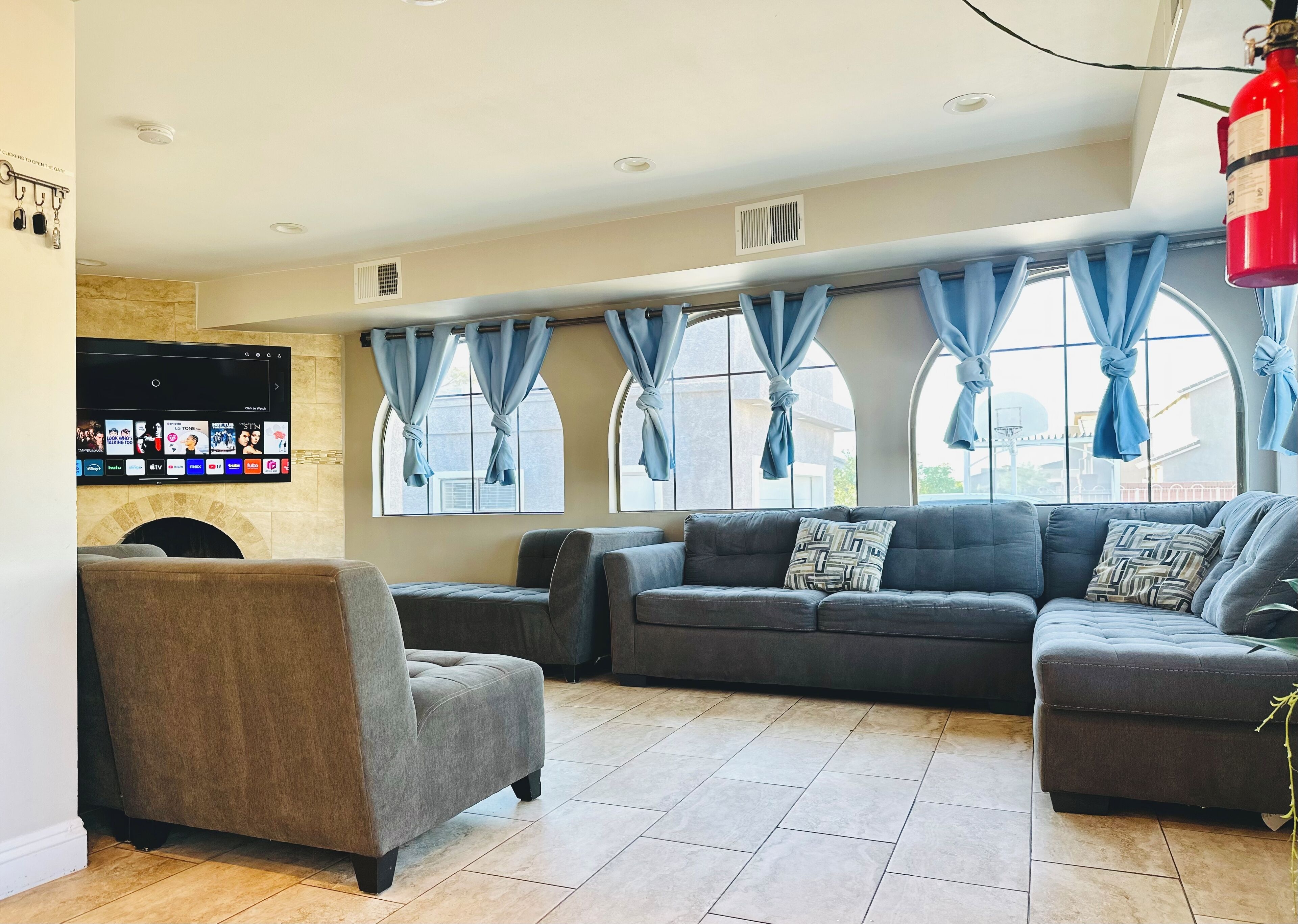 Smart-TV, Tischtennisplatte