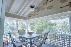 Outdoor dining - Miramar Beach Condo | Hidden Dunes | Family Getaway | Fall Break (Miramar)