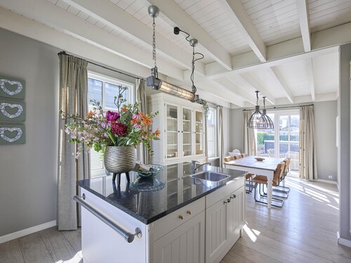 Holiday home with wellness at the Efteling