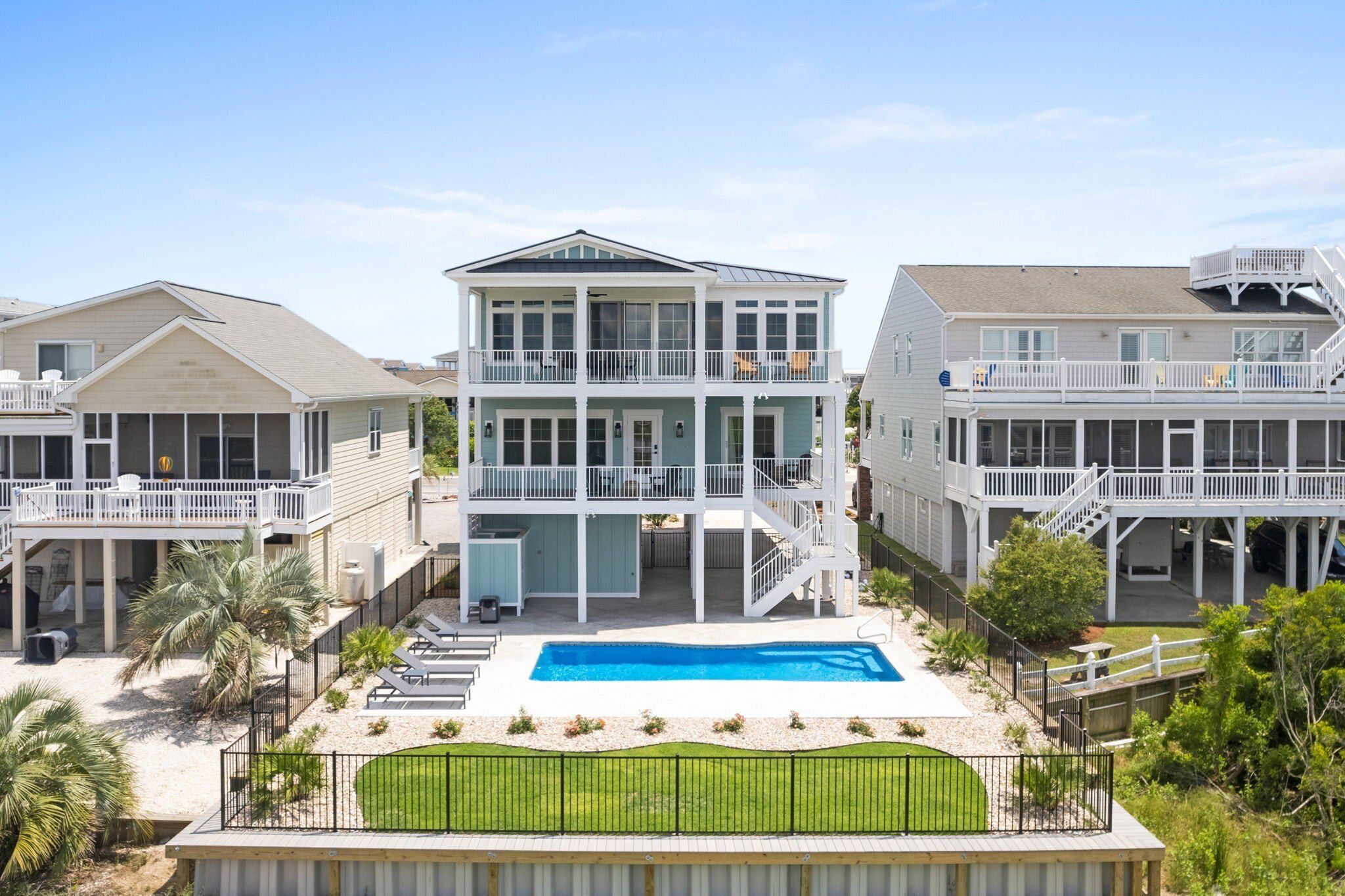 "Here Comes the Sunset" Brand New Construction! Elevator, Pool, Pet Friendly, Incredible Views!