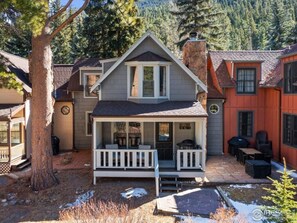 Exterior - Nana's Cabin on the River, Estes Park CO (Estes Park)