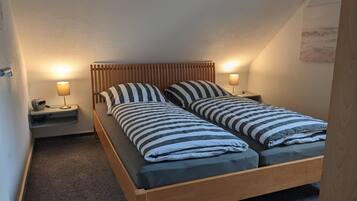 1 chambre, fer et planche Ă repasser, Wi-Fi gratuit, draps fournis