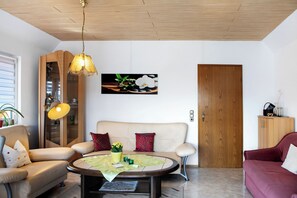 Télévision, chaîne hi-fi