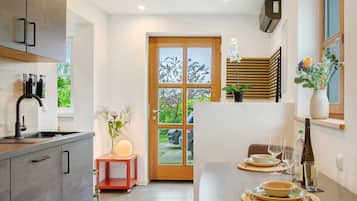 Kühlschrank, Ofen, Herdplatte, Geschirrspüler