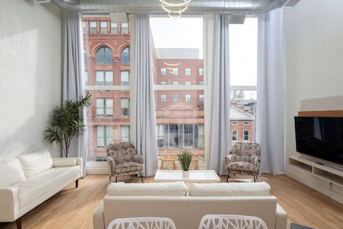 Entire Main St. Building  · Entire Downtown Building w/7 suites! By Hollyhock